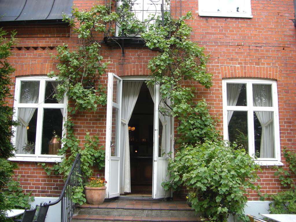 Kastanjelund Yngsjö Exterior foto